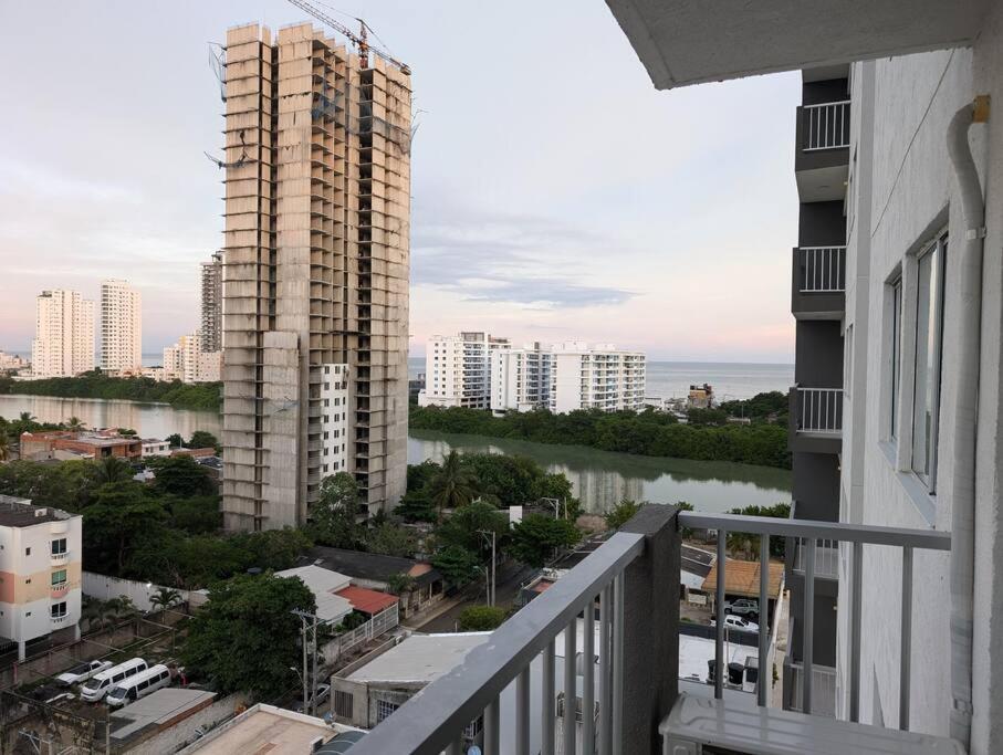 Apartamento Con 3 Y Vista Al Mar *